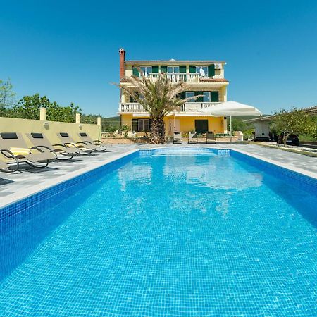 ביבינייה Crowonder Sun&Fun Holiday House With Large Swimming Pool, Playroom And Garden מראה חיצוני תמונה