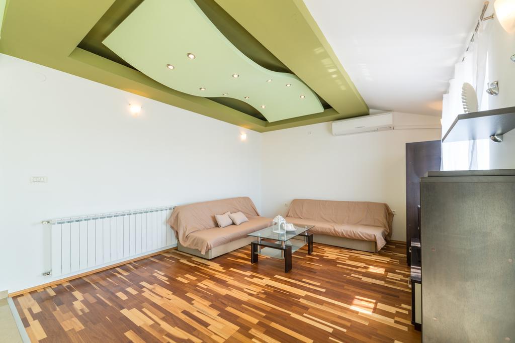 ביבינייה Crowonder Sun&Fun Holiday House With Large Swimming Pool, Playroom And Garden מראה חיצוני תמונה
